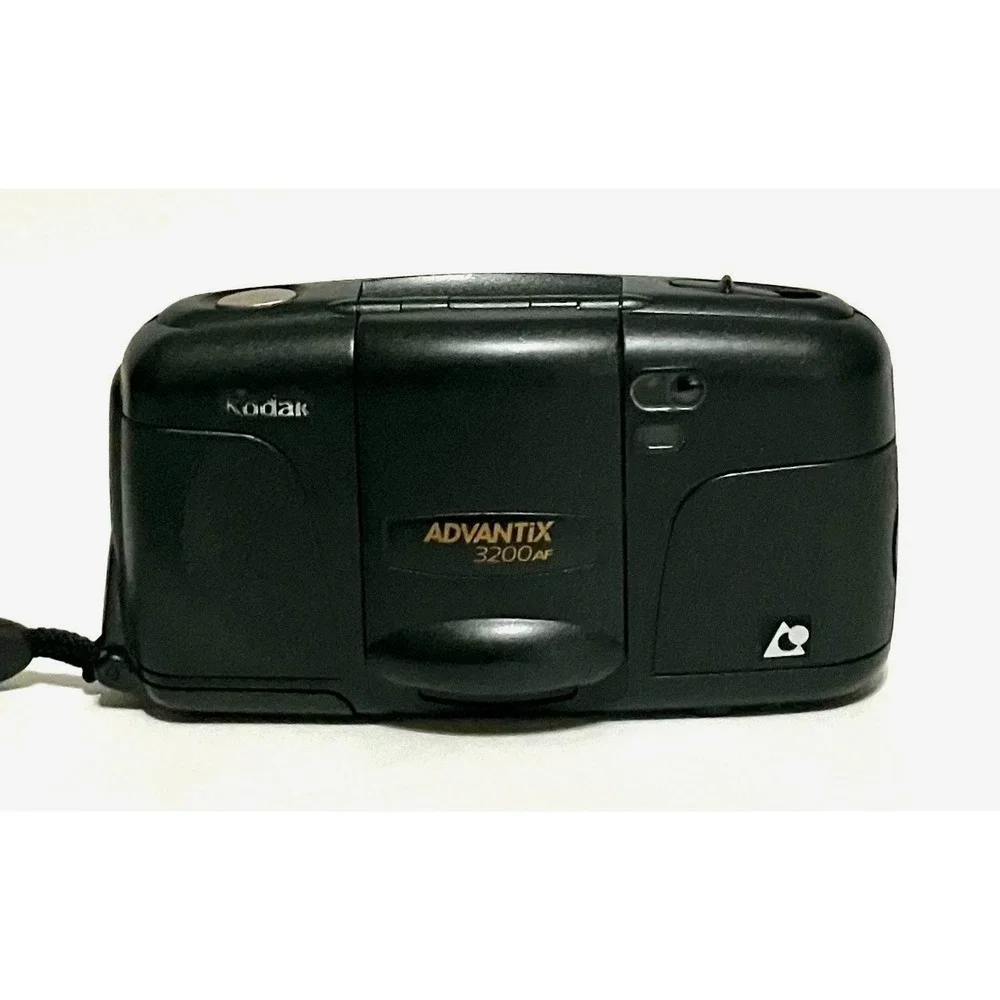 Kodak Advantix 3200AF 25mm Black Film Camera w/ Built In Flash 